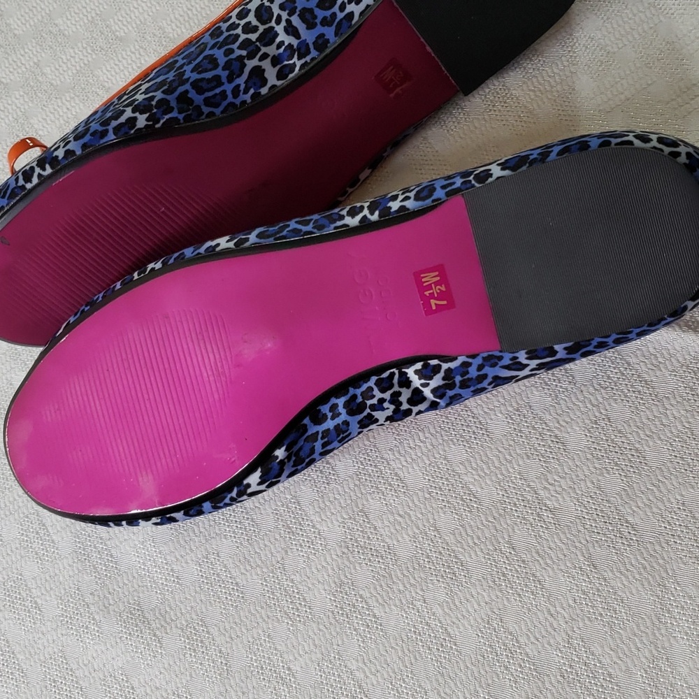 Twiggy of London animal print flats 7.5 Wide - Picture 7 of 9